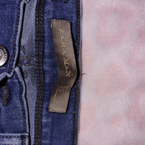 Jeans - Picture 2 of 2